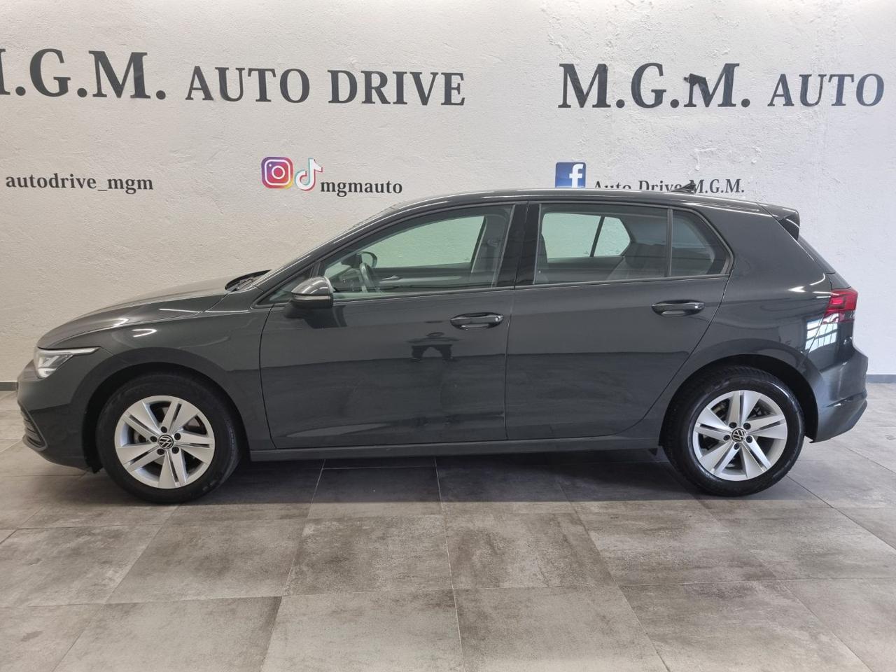 VOLKSWAGEN Golf 1.0 eTSI EVO DSG Life - 2