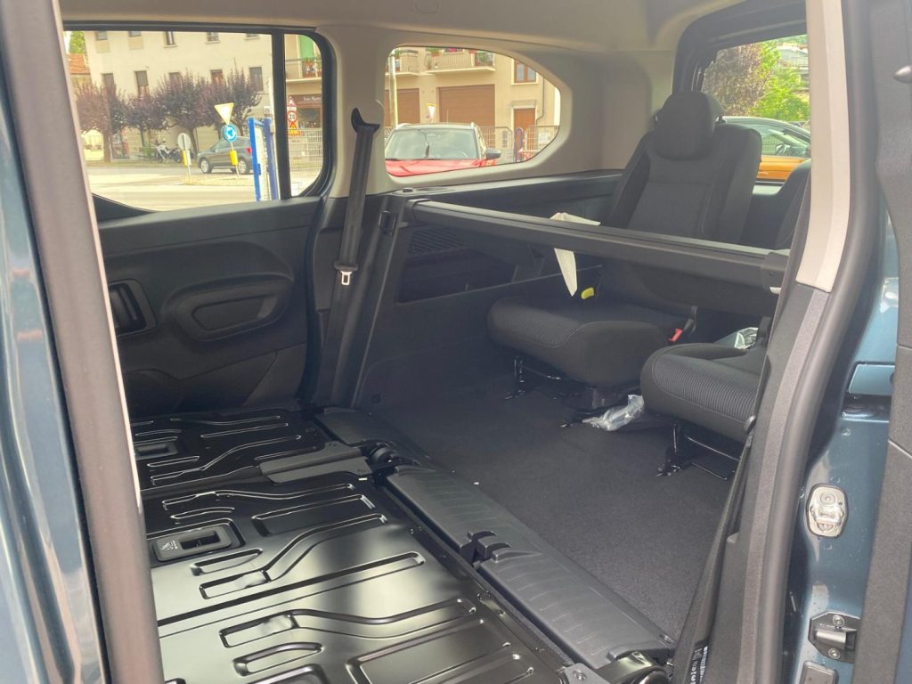 FIAT Qubo L 1.5 BlueHdi 130CV AT8 7 POSTI LA PRIMA**IN ARRIV - 16