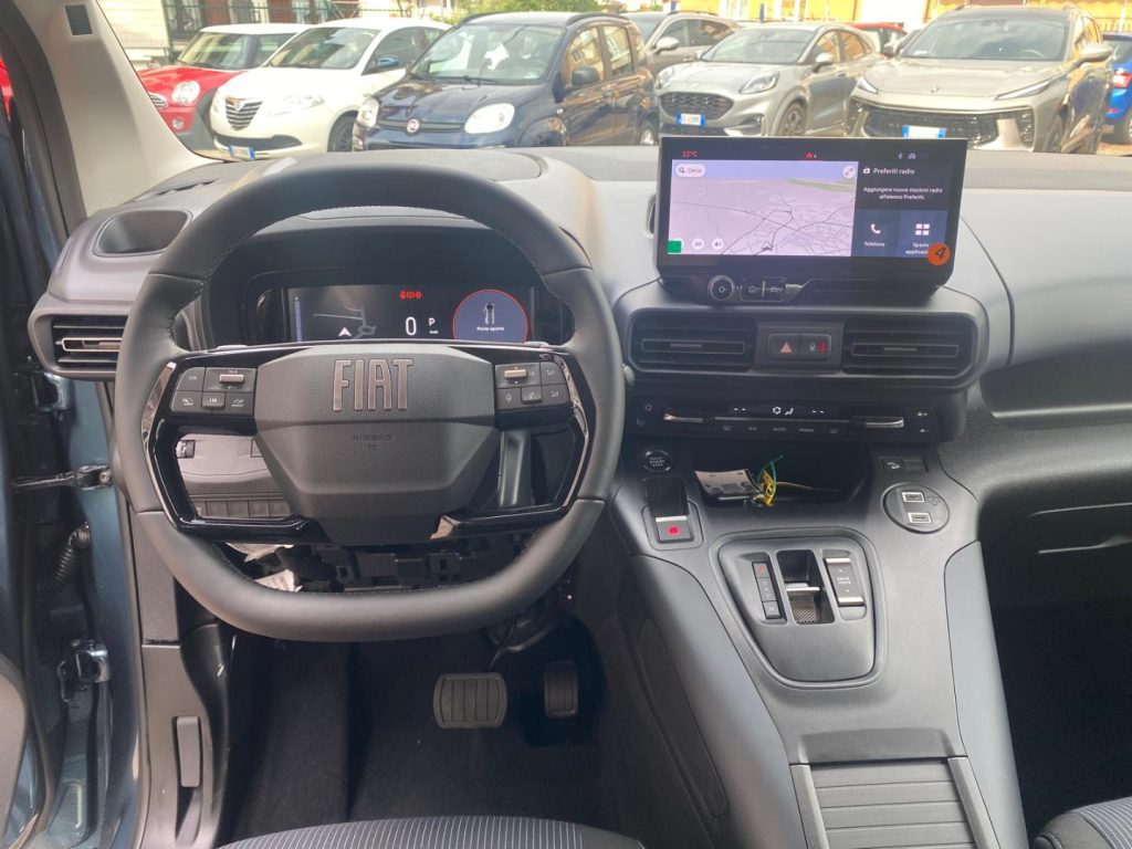 FIAT Doblo 1.5 BlueHdi 130CV AT8 7 POSTI LA PRIMA**IN ARRIV - 14