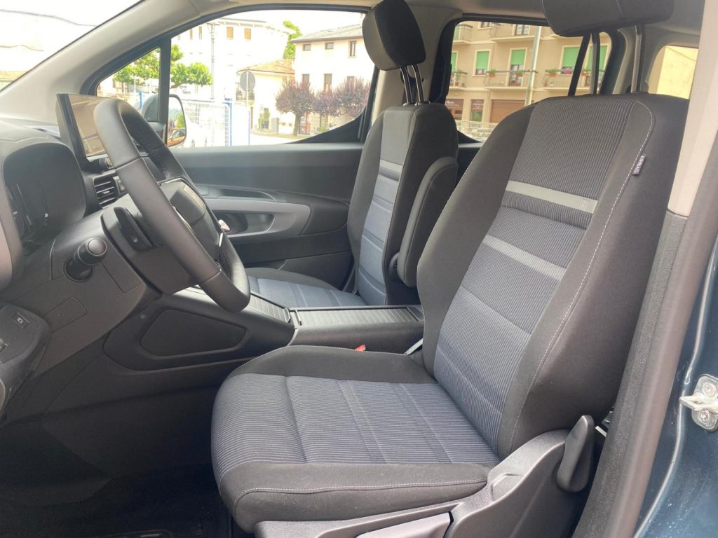 FIAT Doblo 1.5 BlueHdi 130CV AT8 7 POSTI LA PRIMA**IN ARRIV - 18