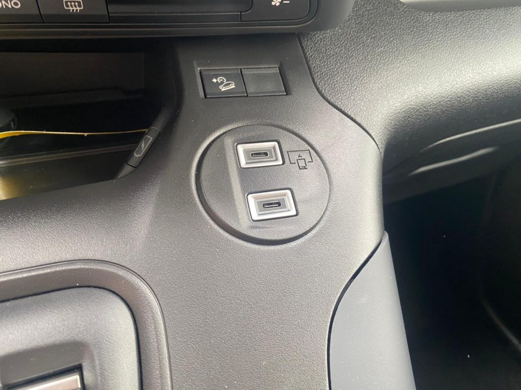 FIAT Doblo 1.5 BlueHdi 130CV AT8 7 POSTI LA PRIMA**IN ARRIV - 19
