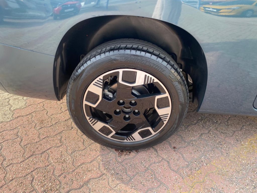 FIAT Doblo 1.5 BlueHdi 130CV AT8 7 POSTI LA PRIMA**IN ARRIV - 5