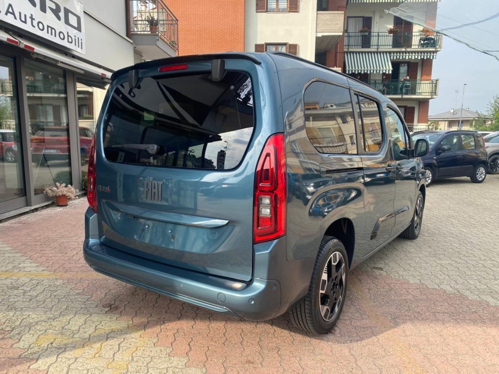 FIAT Doblo 1.5 BlueHdi 130CV AT8 7 POSTI LA PRIMA**IN ARRIV - 3