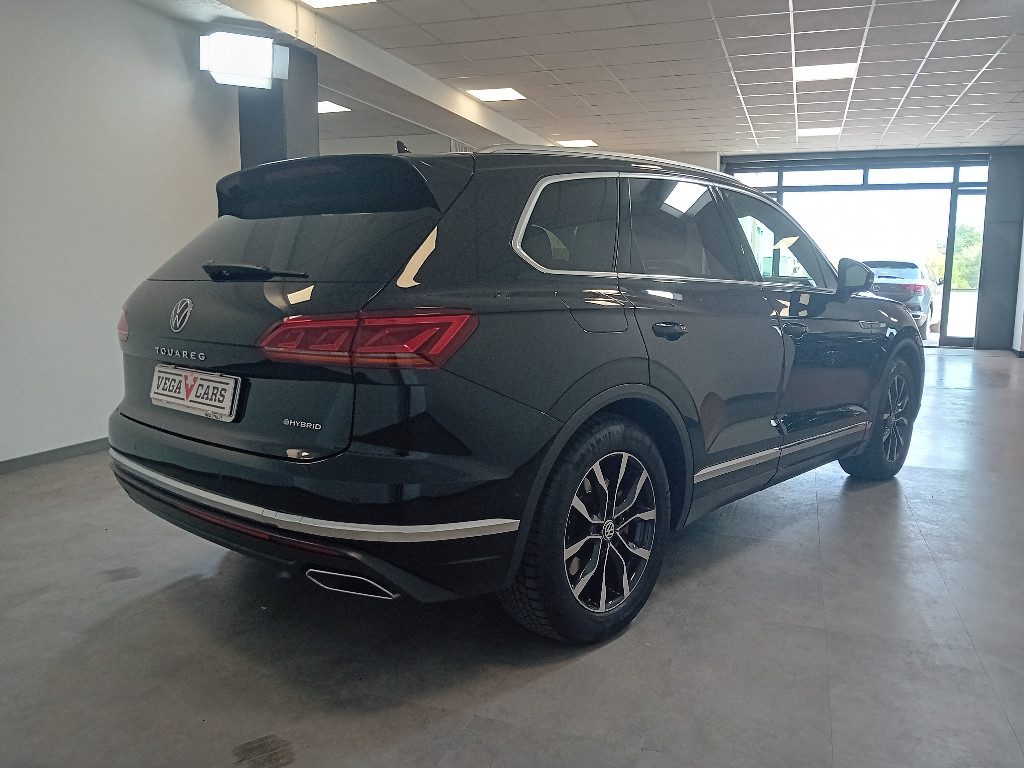 Clicca per ingrandire Touareg - 3.0 V6 TSI eHybrid Atmosphere PLUG - IN