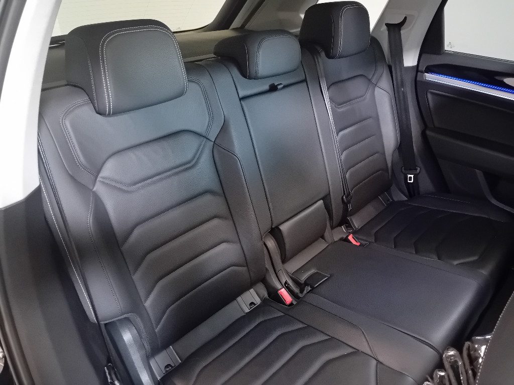 Clicca per ingrandire Touareg - 3.0 V6 TSI eHybrid Atmosphere PLUG - IN