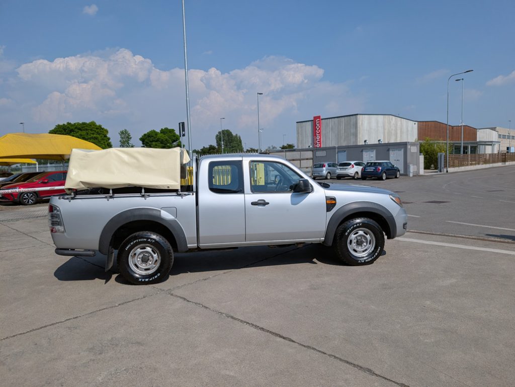 FORD Ranger 2.5 TDCi Double Cab XL 5p.ti - 4