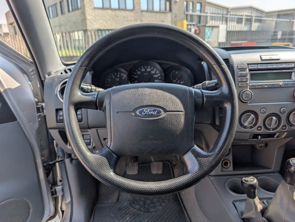 FORD Ranger 2.5 TDCi Double Cab XL 5p.ti - 11