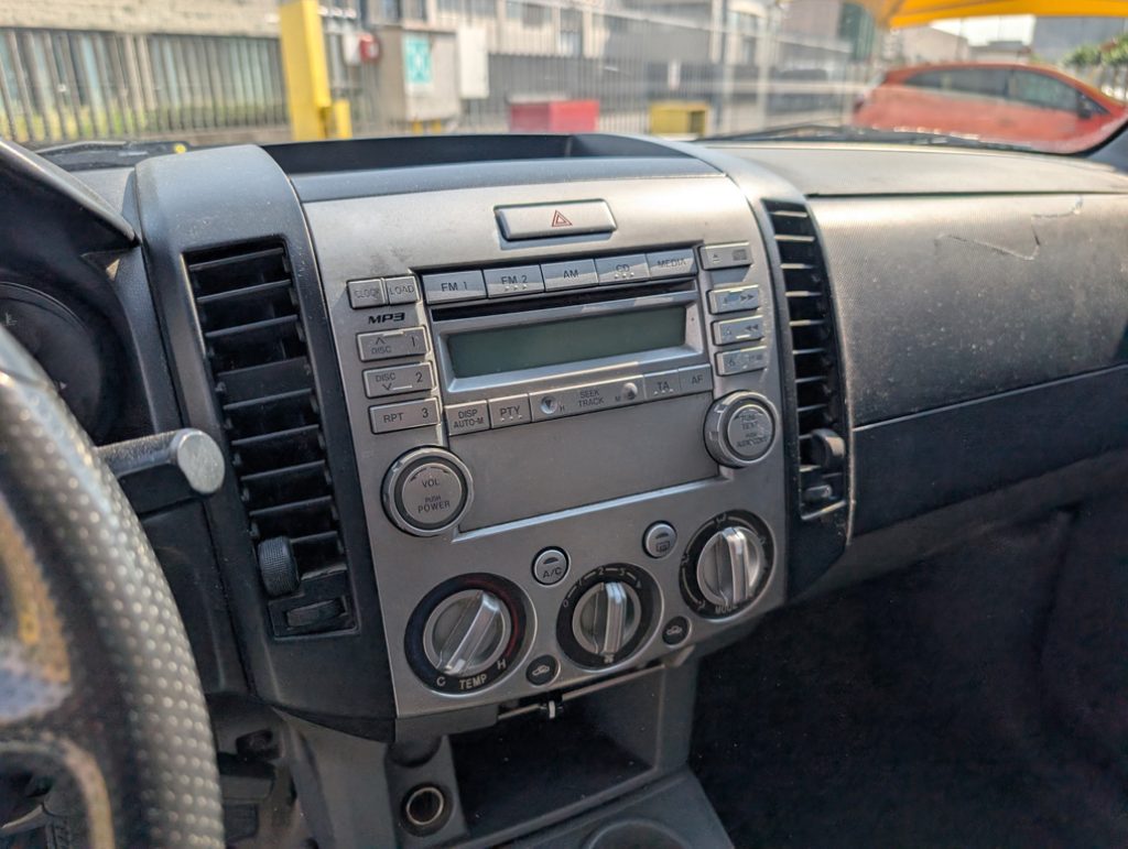 FORD Ranger 2.5 TDCi Double Cab XL 5p.ti - 14