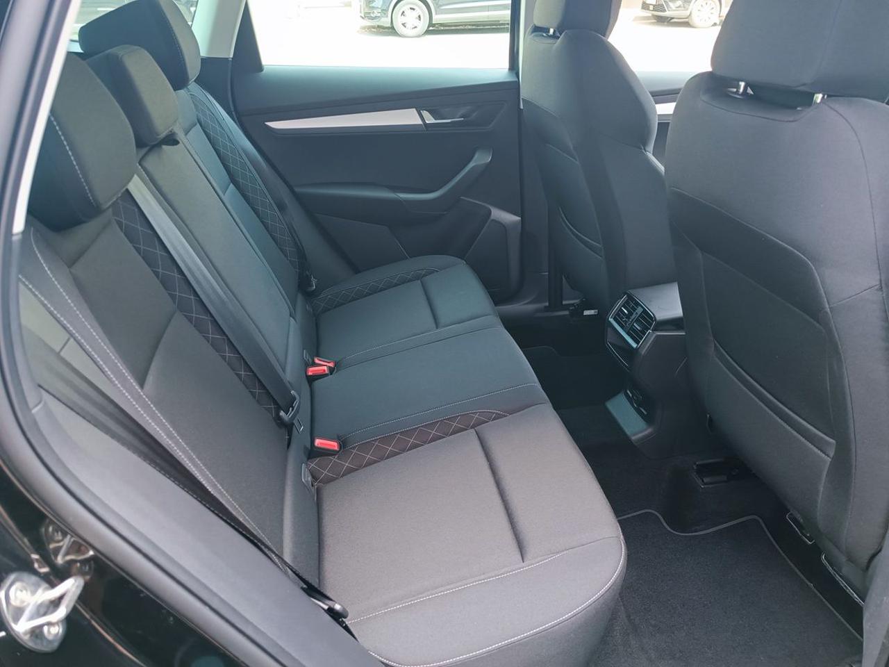 SKODA Karoq 1.0 TSI 110 CV Executive - 11