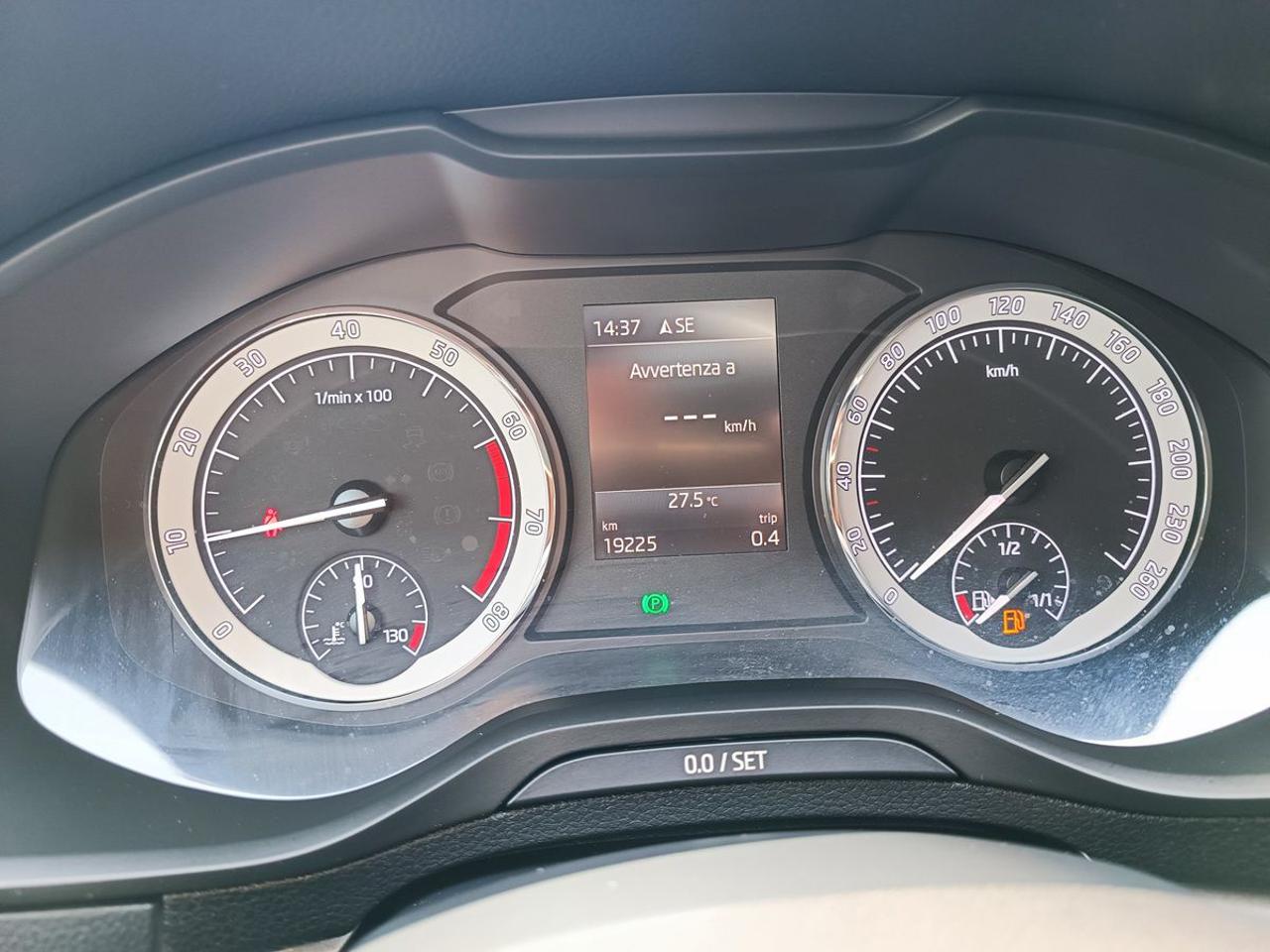 SKODA Karoq 1.0 TSI 110 CV Executive - 2