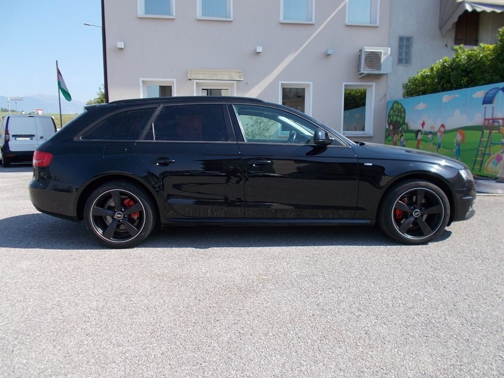 AUDI A4 Avant 2.0 TDI 143 CV multitronic Sline - 2