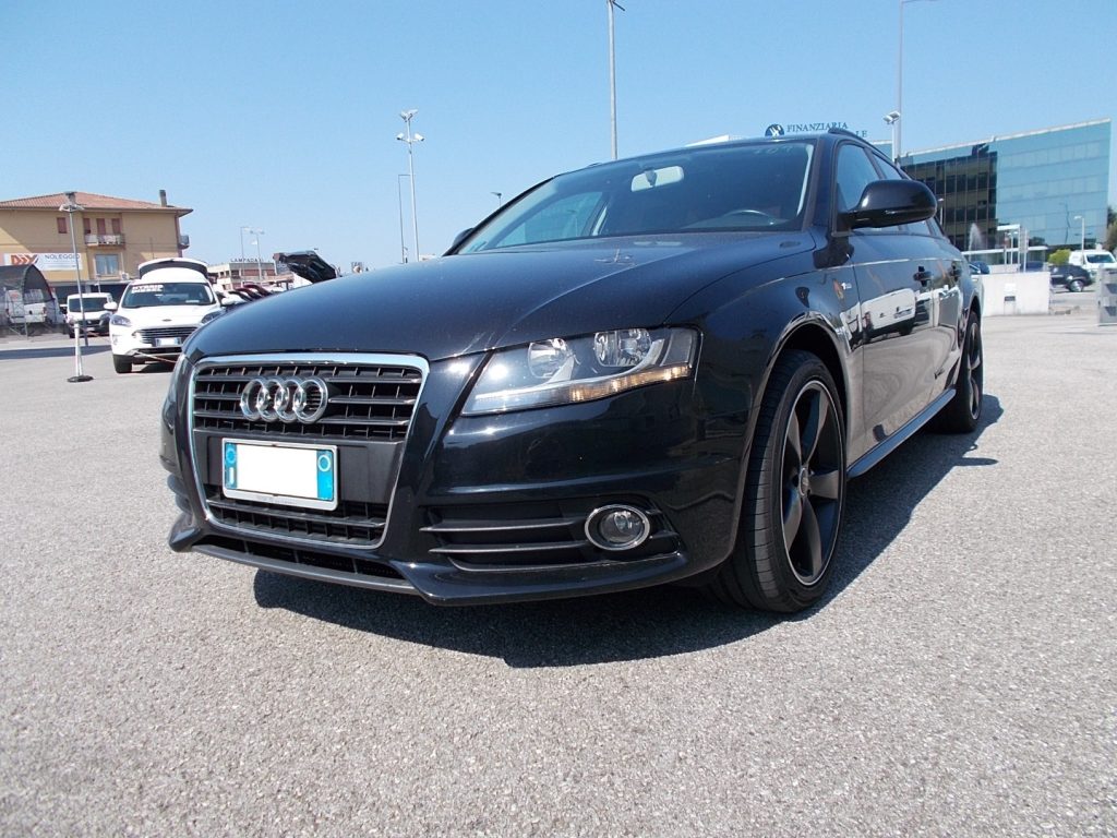 AUDI A4 Avant 2.0 TDI 143 CV multitronic Sline - 3