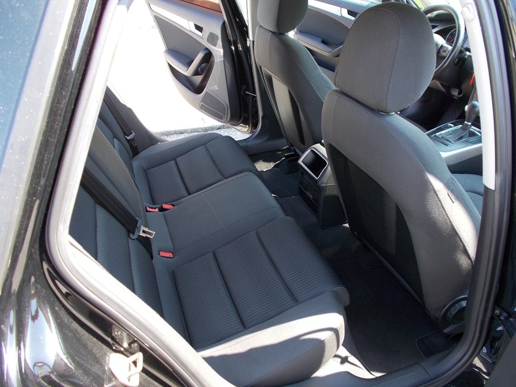 AUDI A4 Avant 2.0 TDI 143 CV multitronic Sline - 9