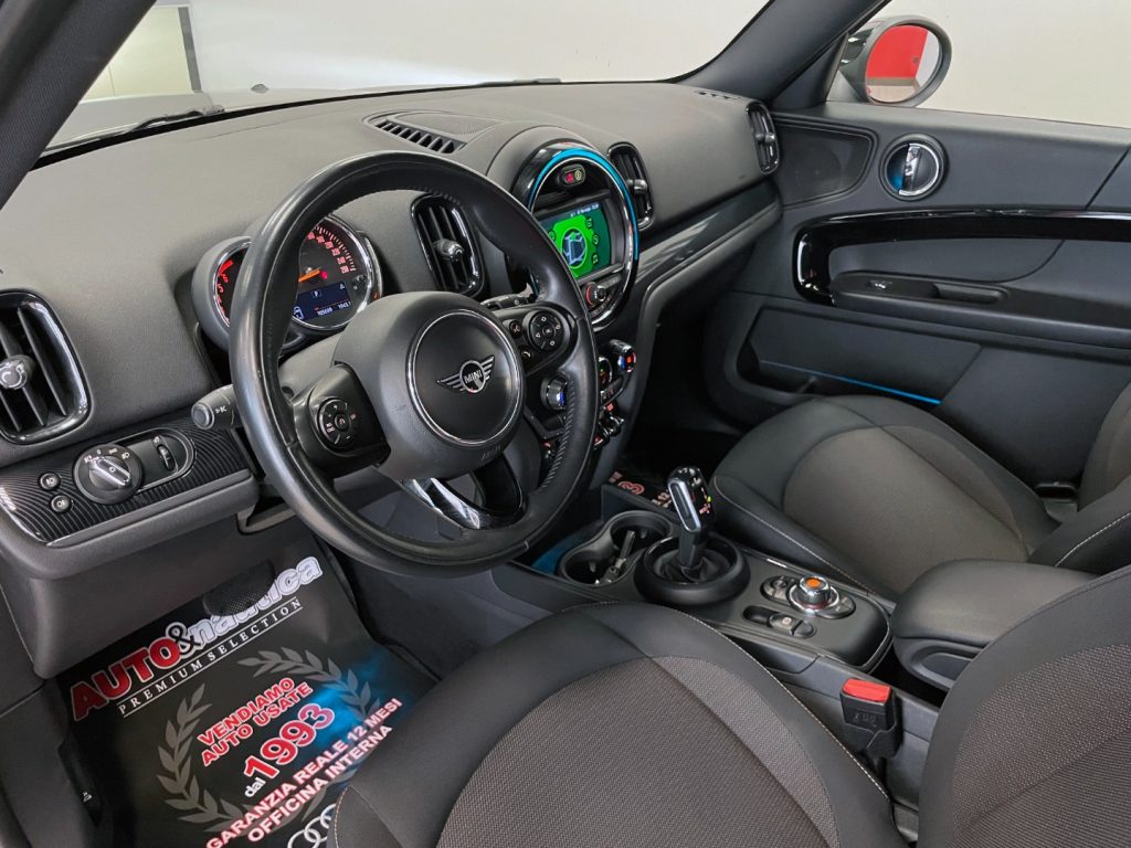 MINI Countryman 2.0 COOPER D BUSINESS AUTO MY18 - 15