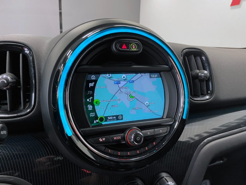 MINI Countryman 2.0 COOPER D BUSINESS AUTO MY18 - 21