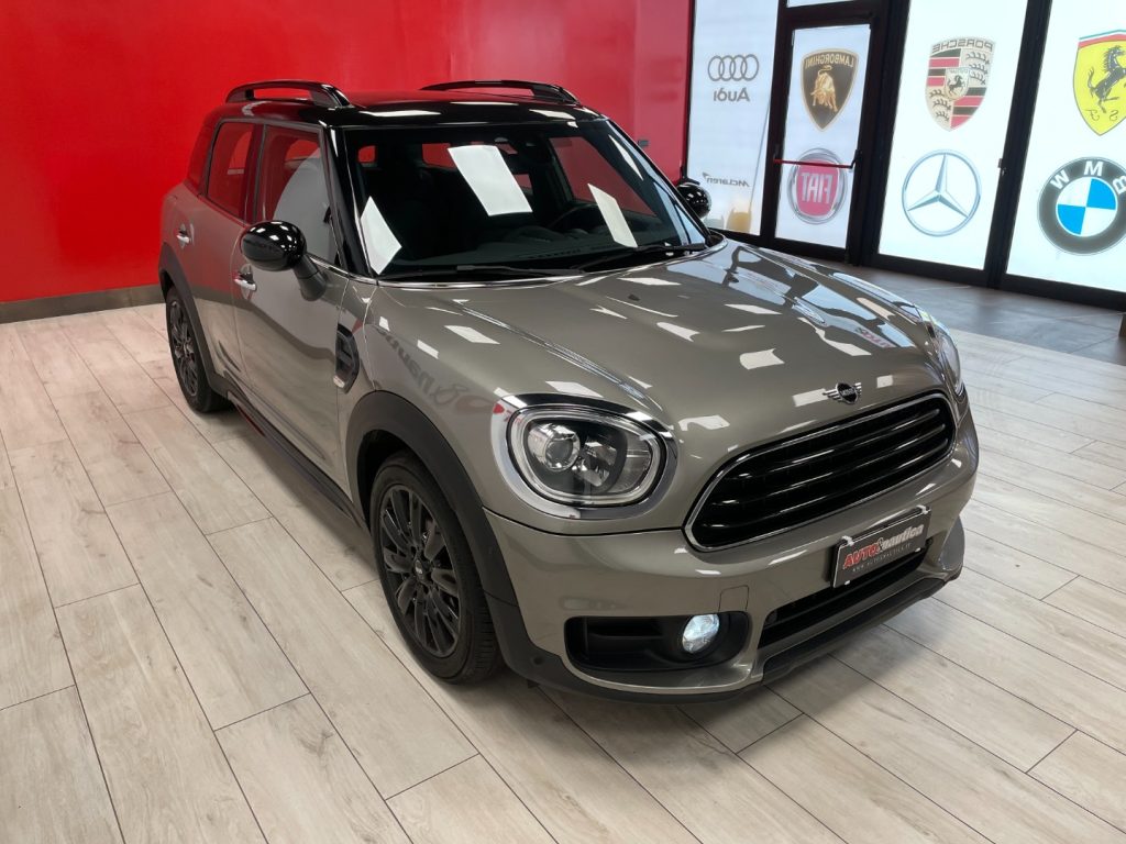 MINI Countryman 2.0 COOPER D BUSINESS AUTO MY18 - 34