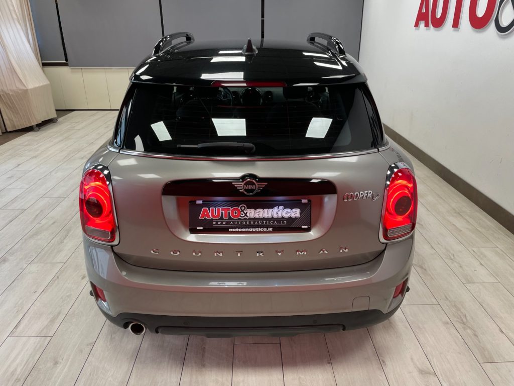 MINI Countryman 2.0 COOPER D BUSINESS AUTO MY18 - 38
