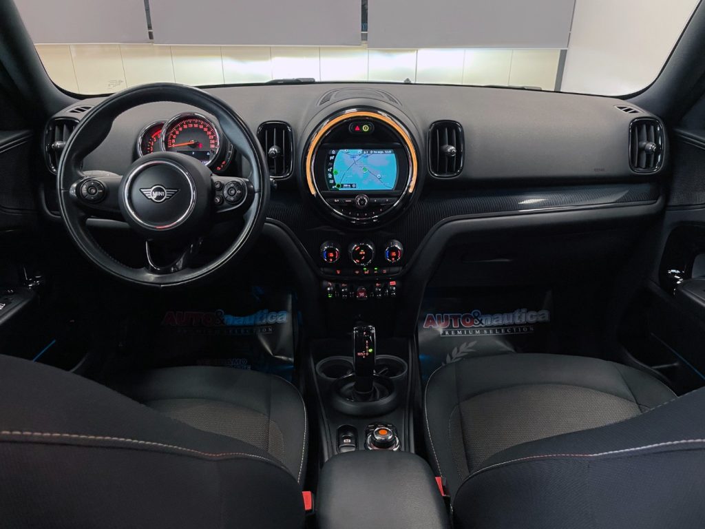 MINI Countryman 2.0 COOPER D BUSINESS AUTO MY18 - 54