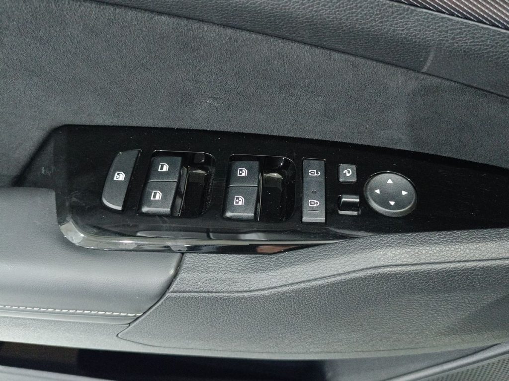 KIA Sportage 1.6 TGDi HEV AT GT-line - 22
