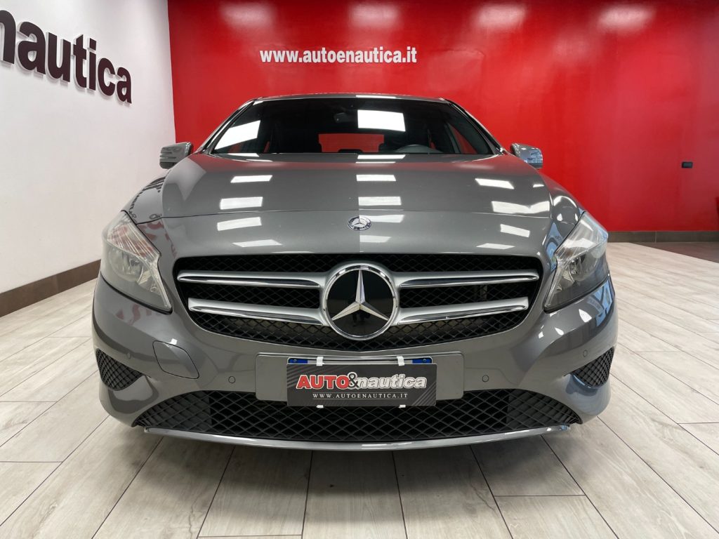 MERCEDES-BENZ A 180 BE SPORT - 4