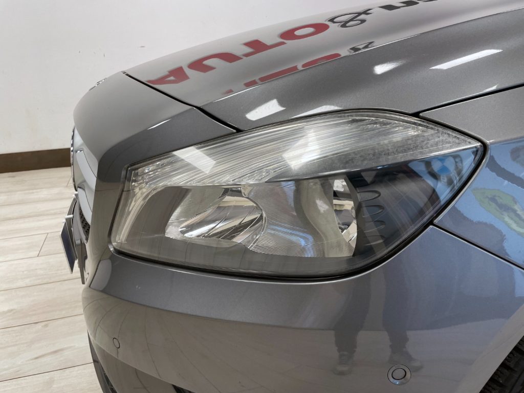 MERCEDES-BENZ A 180 BE SPORT - 11