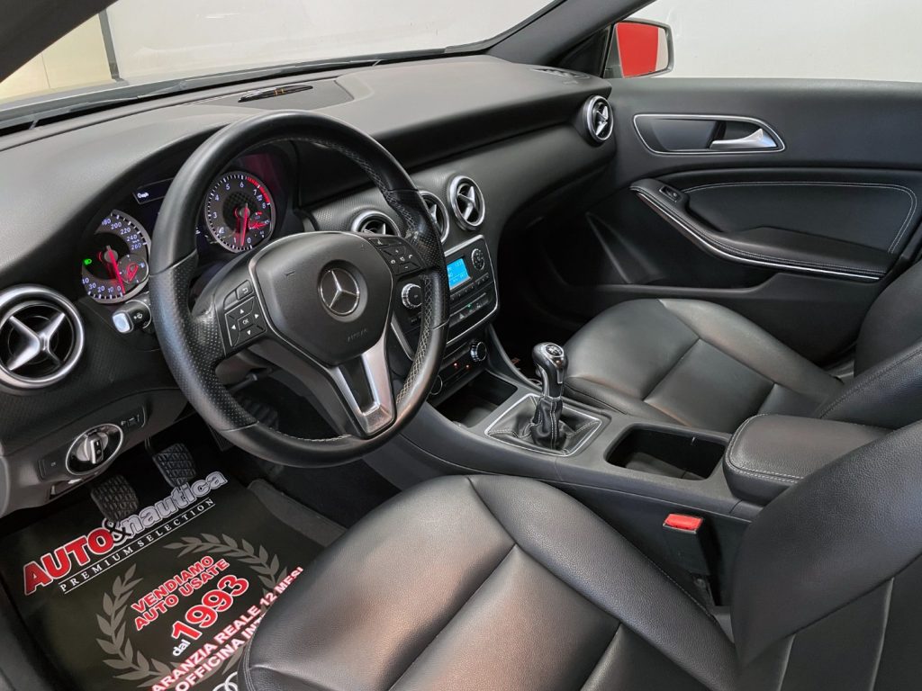 MERCEDES-BENZ A 180 BE SPORT - 16