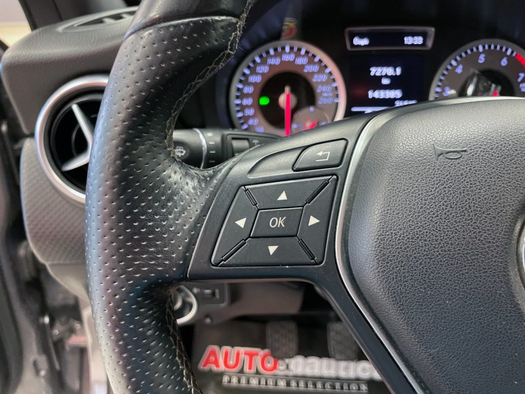MERCEDES-BENZ A 180 BE SPORT - 20