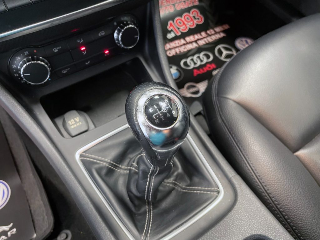 MERCEDES-BENZ A 180 BE SPORT - 27
