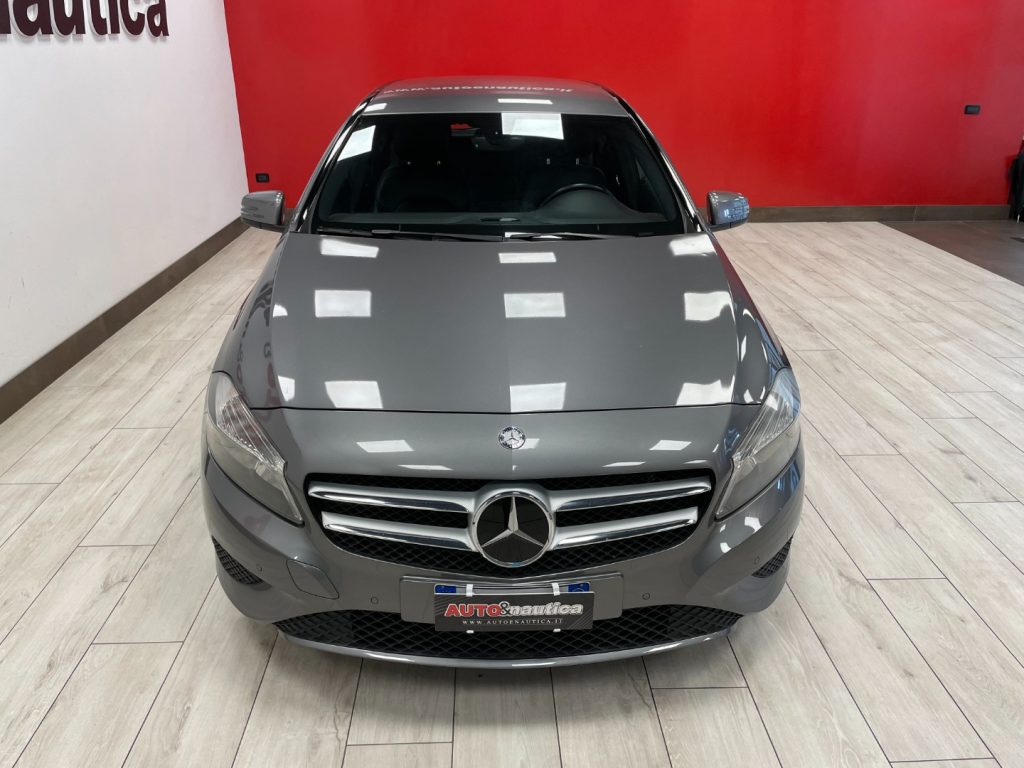 MERCEDES-BENZ A 180 BE SPORT - 33