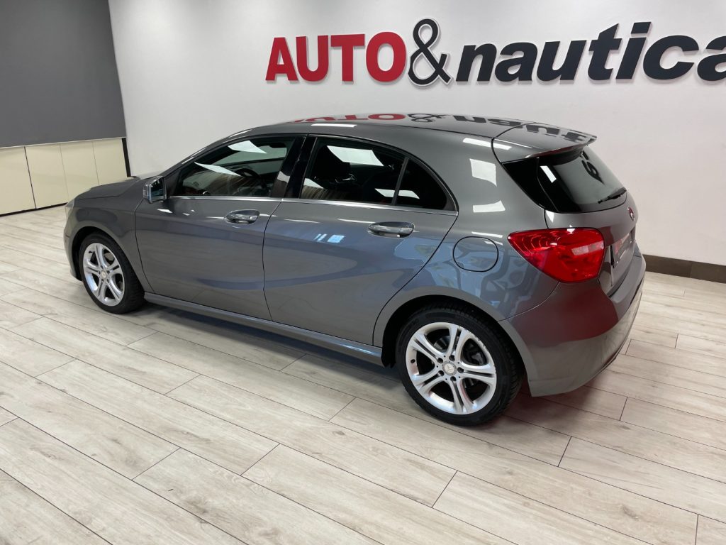 MERCEDES-BENZ A 180 BE SPORT - 36