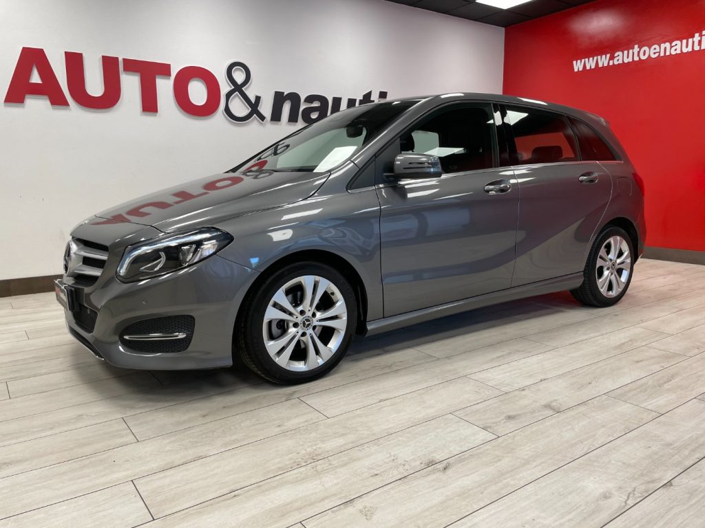 MERCEDES-BENZ B 180 SPORT AUTO - 3