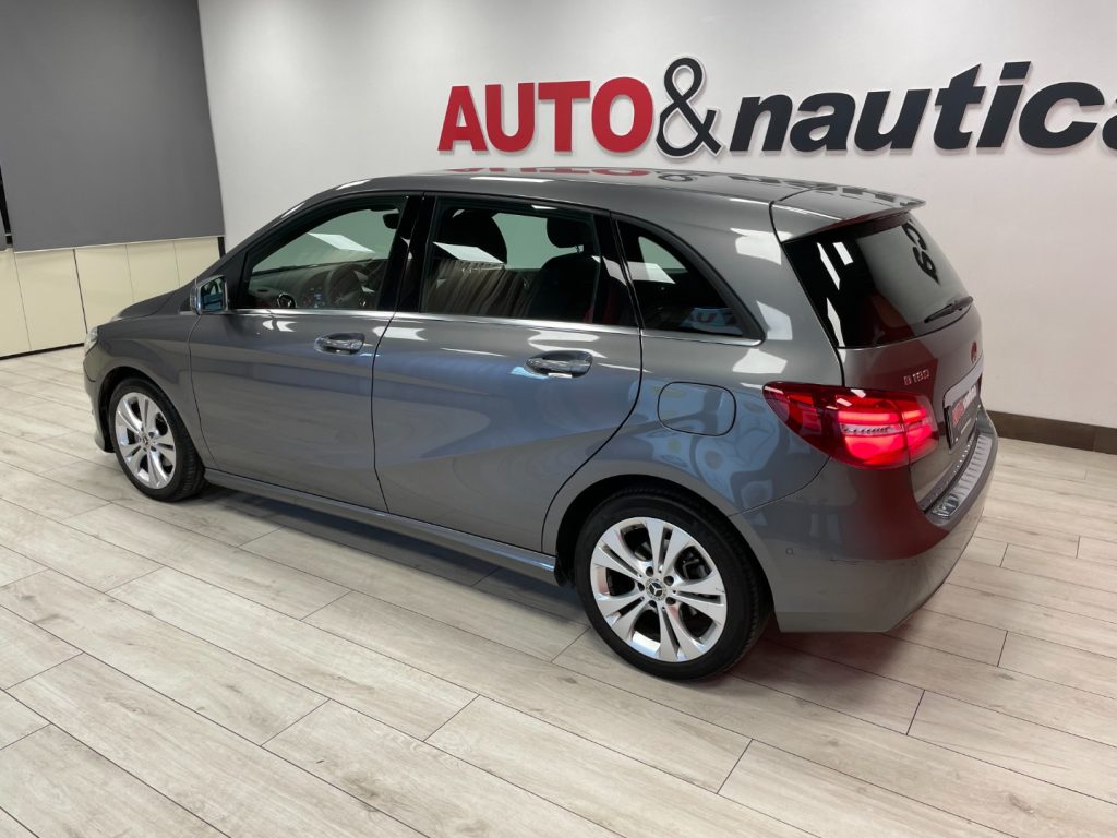 MERCEDES-BENZ B 180 SPORT AUTO - 36