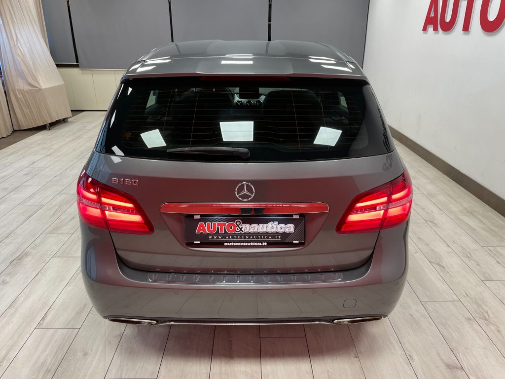 MERCEDES-BENZ B 180 SPORT AUTO - 38