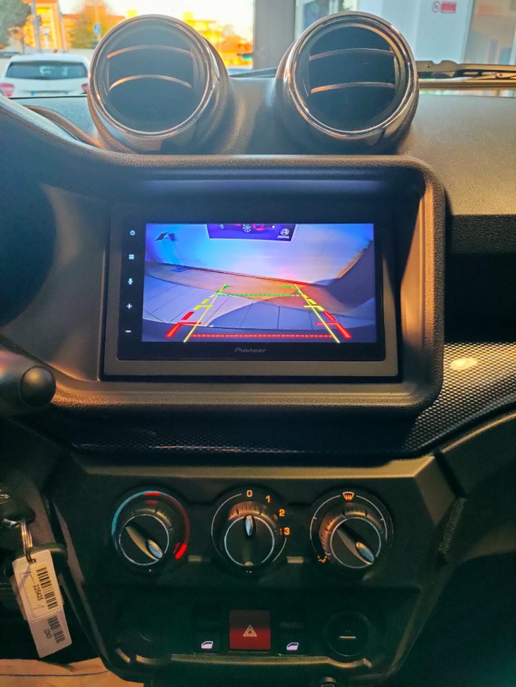 AIXAM Coupé GTI Pelle Tablet Android Apple Pronta Consegna - 12