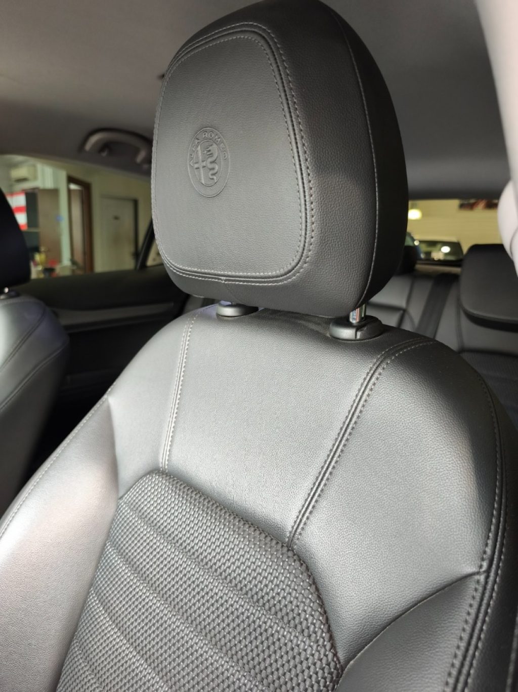 ALFA ROMEO Stelvio 2.2 d Q4 190 CV AT8 Navi Sprint - 10