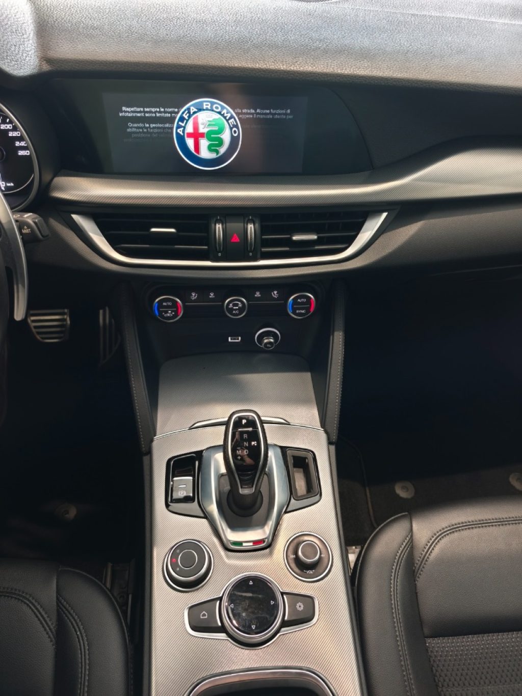 ALFA ROMEO Stelvio 2.2 d Q4 190 CV AT8 Navi Sprint - 18