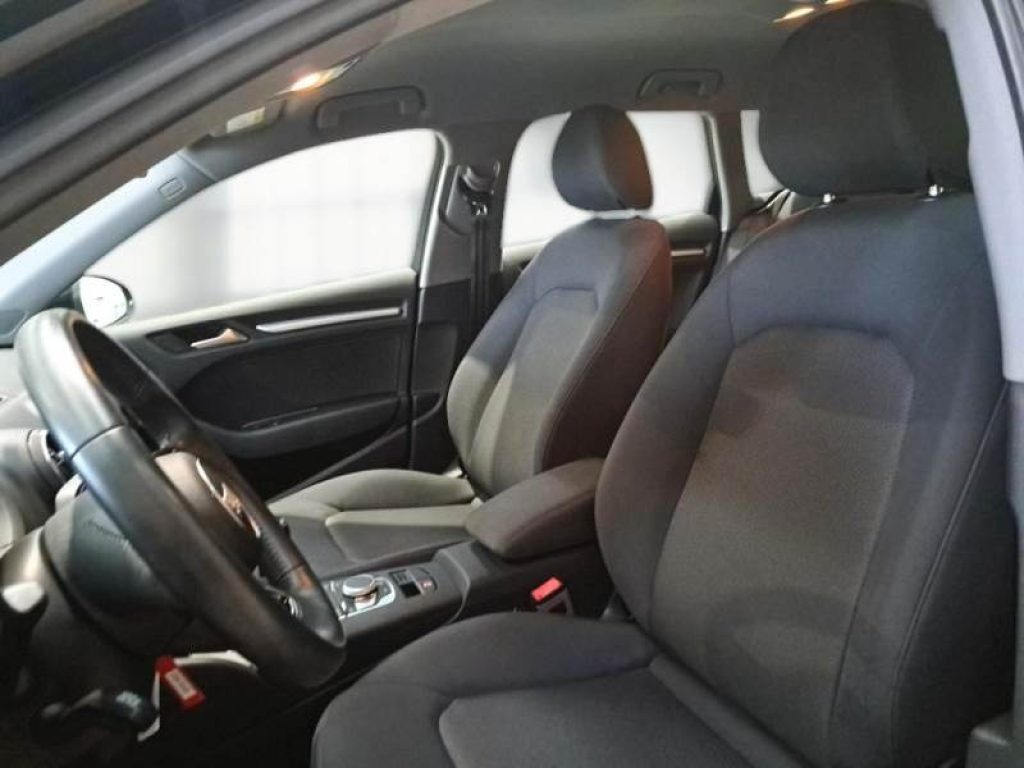 AUDI A3 SPB 30 1.6 TDI Clima Aut. Navi Park Aziendale - 9