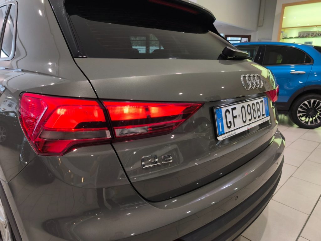 AUDI Q3 35 TDI S-Tronic Advanced Virtual Cockpit Aziendale - 8