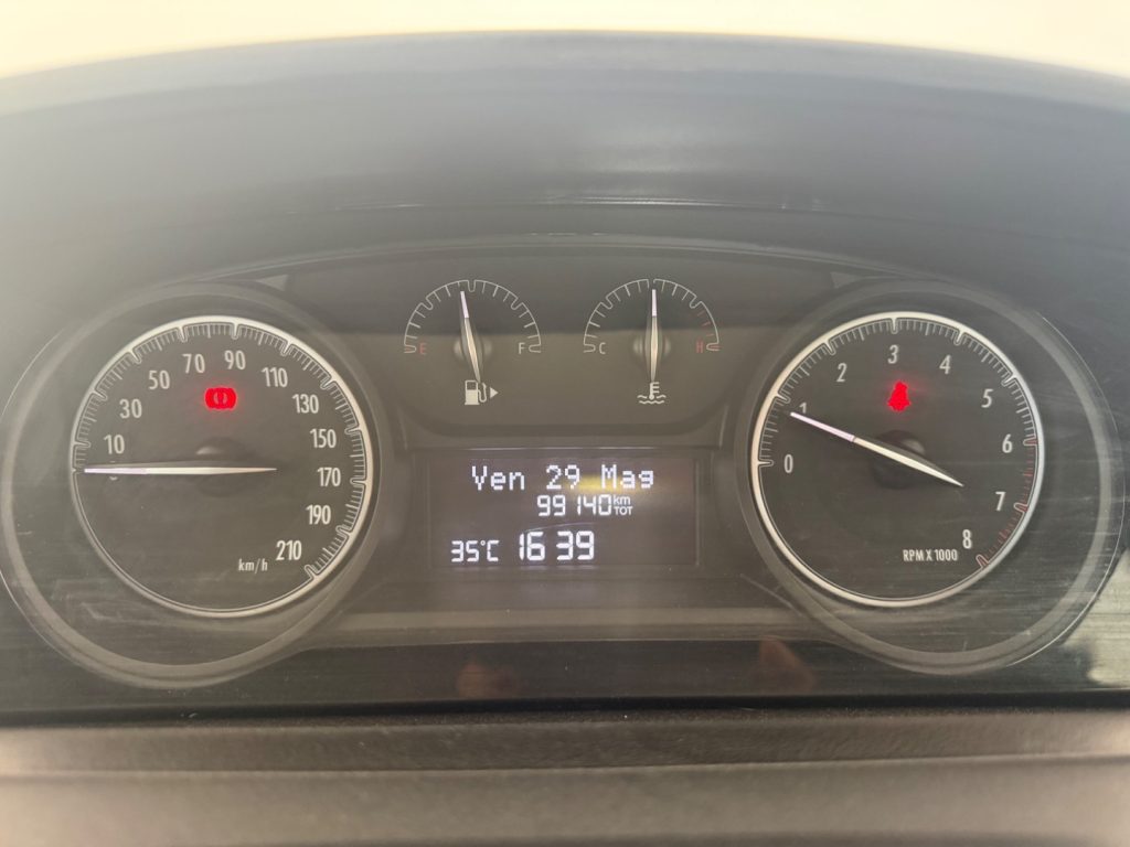 LANCIA Ypsilon 1.2 69 CV 5 porte .Silver - 11