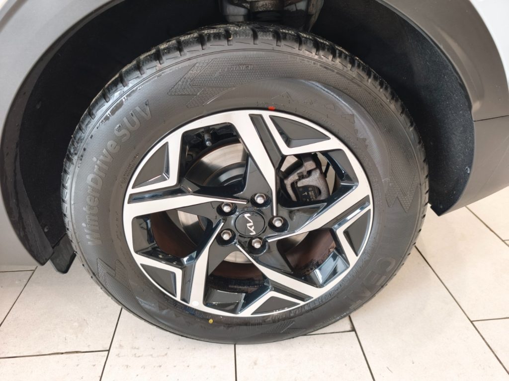 KIA Sportage 1.6 CRDi MHEV DCT Automatic Business Navi - 8