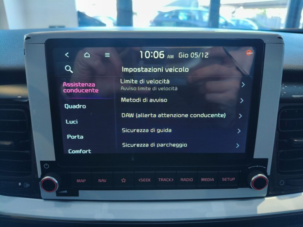KIA Stonic 1.0 TGDI 100 CV 7 Anni Garanzia - 17