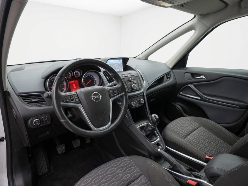 OPEL Zafira Tourer 2.0 CDTi 130CV Cosmo 7 Posti - 9