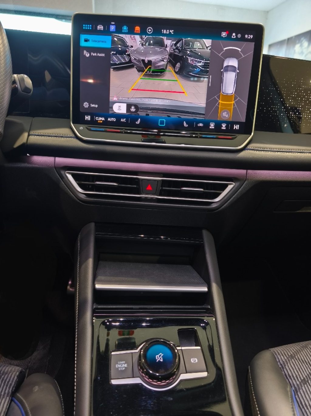 VOLKSWAGEN Tiguan 2.0 TDI 150 CV DSG R-Line Plus - 24