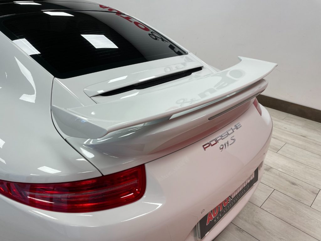 PORSCHE 911 911 S COUPE 3.4 CARRERA AUTO - 14