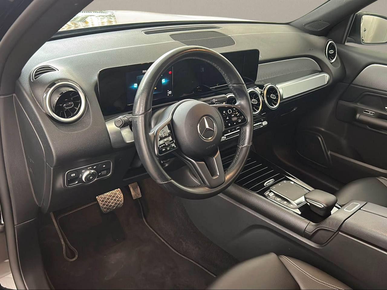MERCEDES-BENZ GLB 220 d Automatic 4Matic Sport - 19