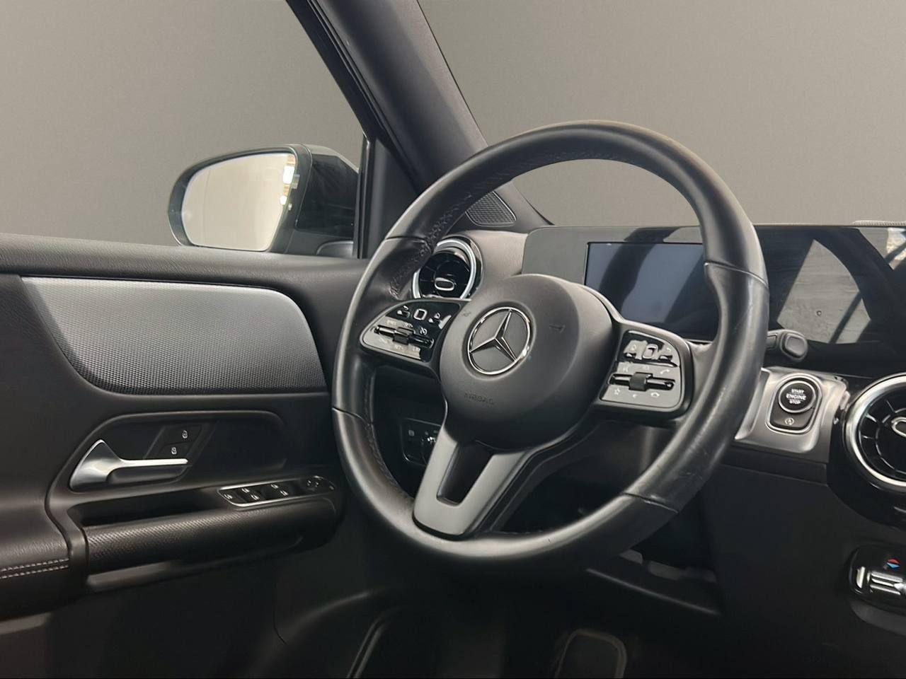 MERCEDES-BENZ GLB 220 d Automatic 4Matic Sport - 22