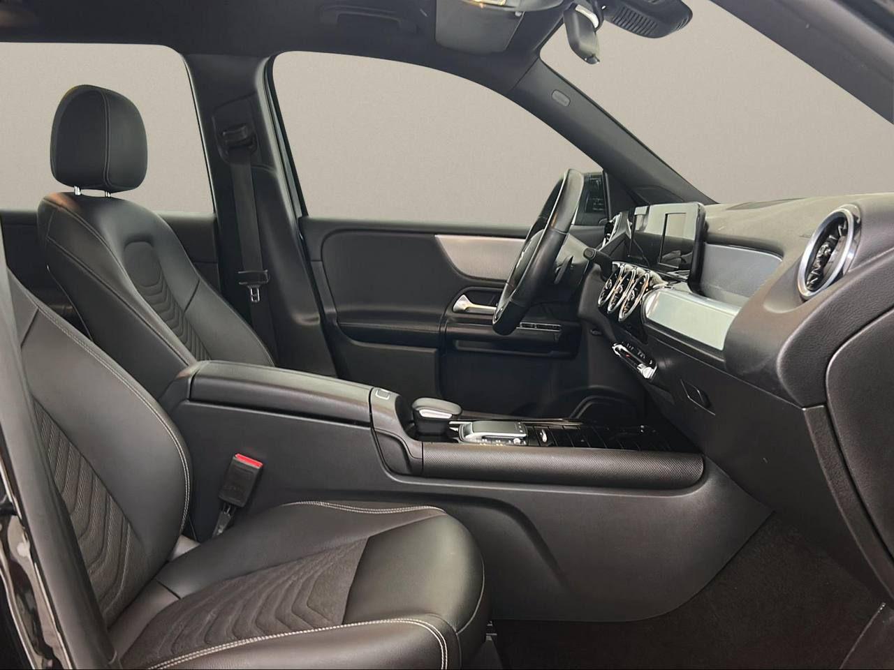 MERCEDES-BENZ GLB 220 d Automatic 4Matic Sport - 11