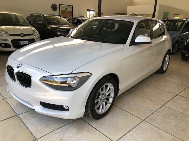 BMW 114 Bianco perlato