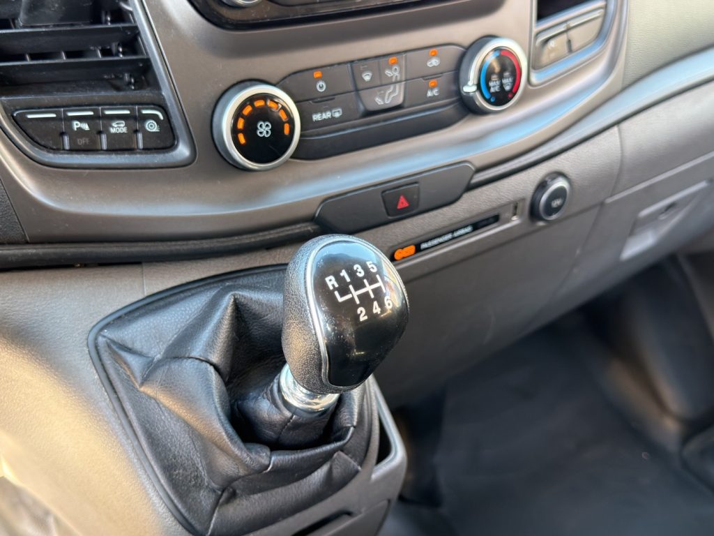 FORD Transit Custom L2H1 9POSTI PEDANA DISABILI - 14