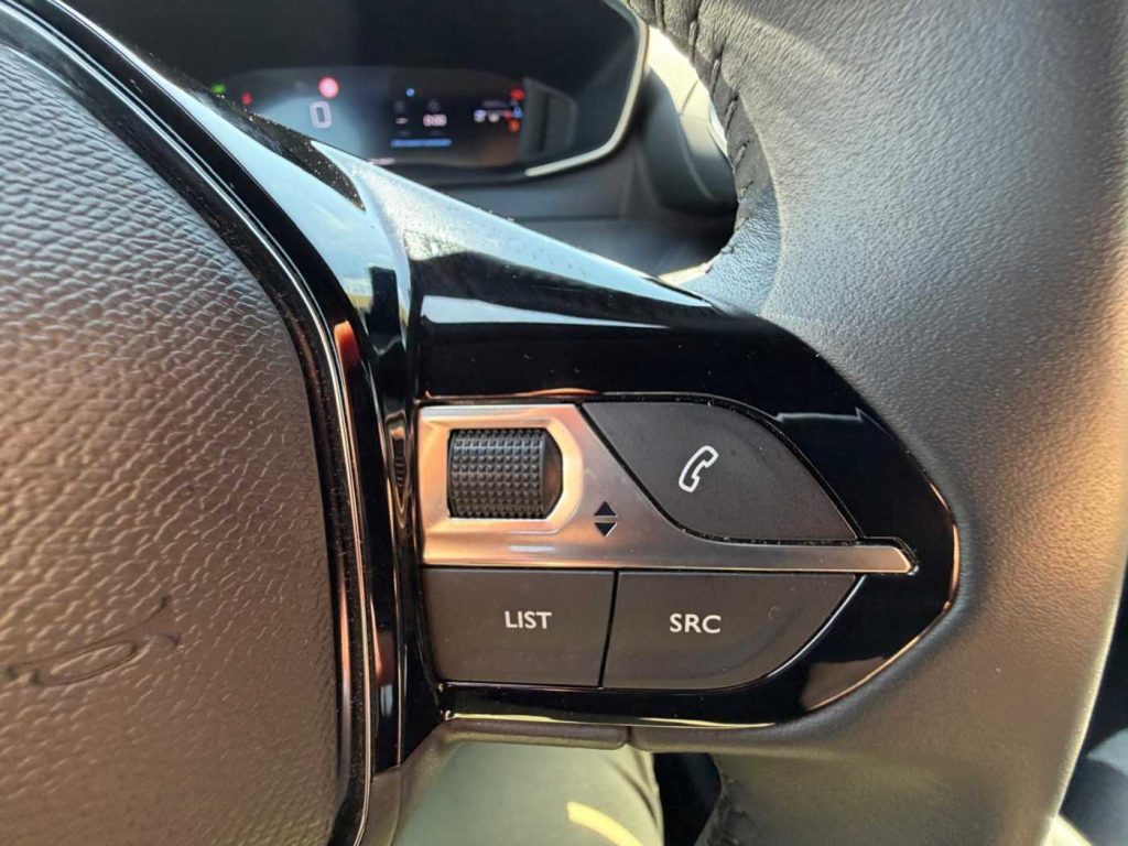 PEUGEOT 2008 PureTech 100 S&S Allure - 13